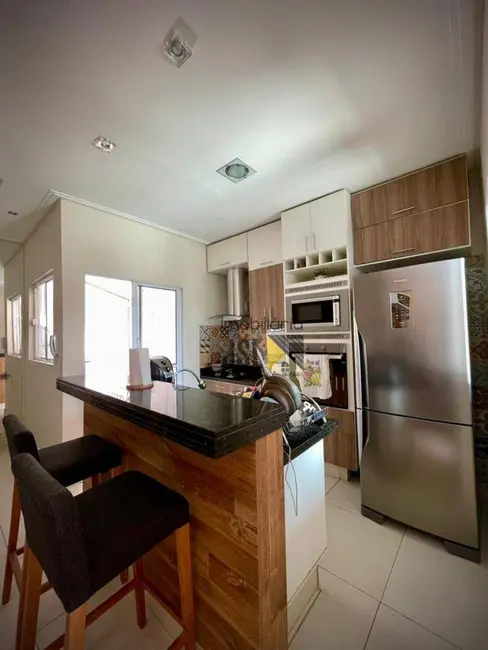 Foto 3 de Casa com 2 quartos à venda, 150m2 em Jardim Amália, Cacapava - SP