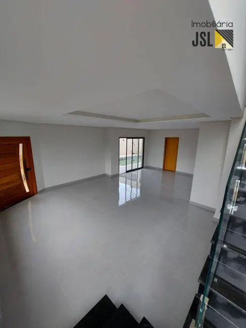 Foto 2 de Sobrado com 3 quartos à venda, 280m2 em Sao Jose Dos Campos - SP