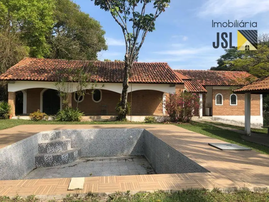 Chácara com 2 quartos à venda, 5400m2 em Cacapava - SP - imagem 4 Foto 4 de Chácara com 2 quartos à venda, 5400m2 em Cacapava - SP