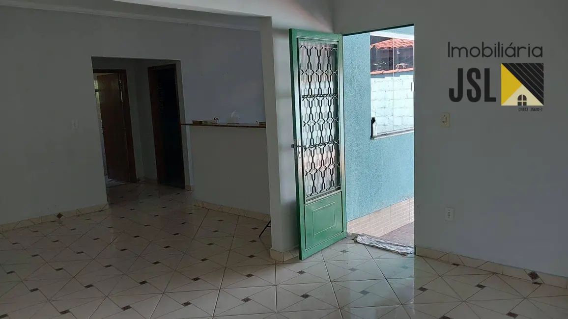 Foto 3 de Casa com 2 quartos à venda, 500m2 em Vila Medeiros, Cacapava - SP