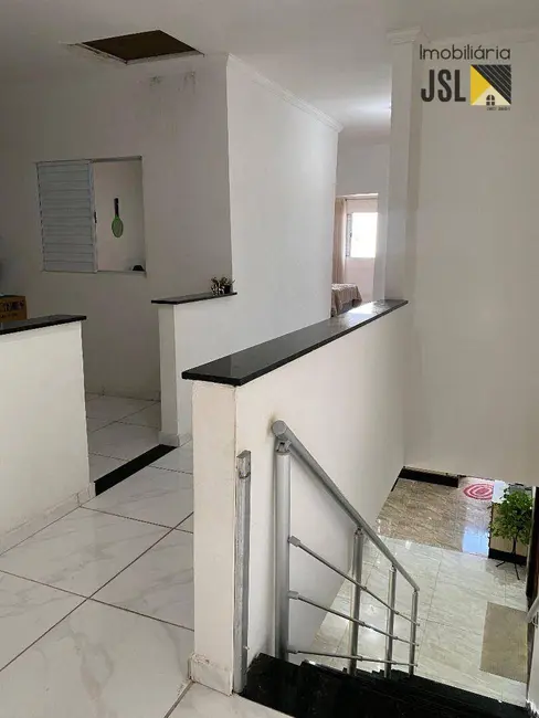 Sobrado com 4 quartos à venda, 175m2 em Cacapava - SP - imagem 7 Foto 7 de Sobrado com 4 quartos à venda, 175m2 em Cacapava - SP