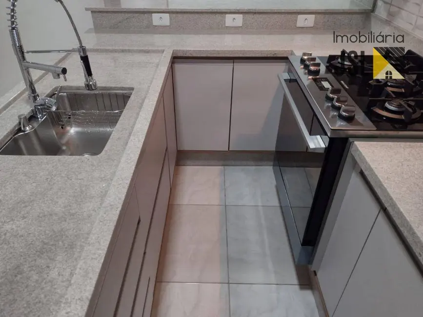 Foto 6 de Casa com 2 quartos à venda, 140m2 em Jardim Panorama, Cacapava - SP