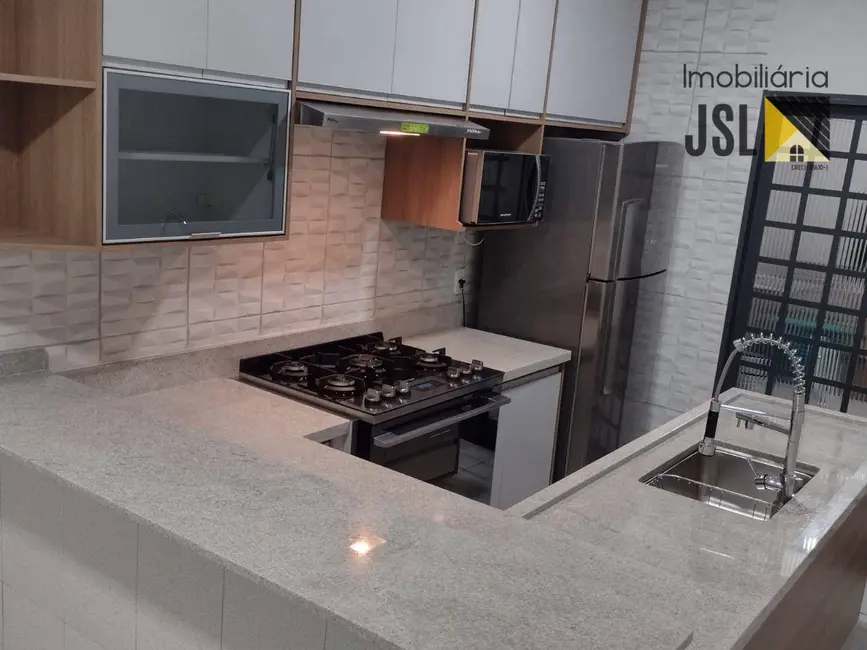 Foto 5 de Casa com 2 quartos à venda, 140m2 em Jardim Panorama, Cacapava - SP