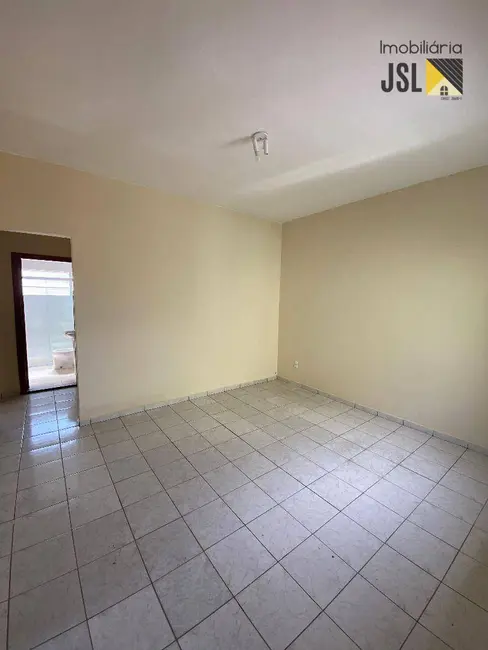Foto 1 de Apartamento com 2 quartos para alugar, 80m2 em Vila São João, Cacapava - SP