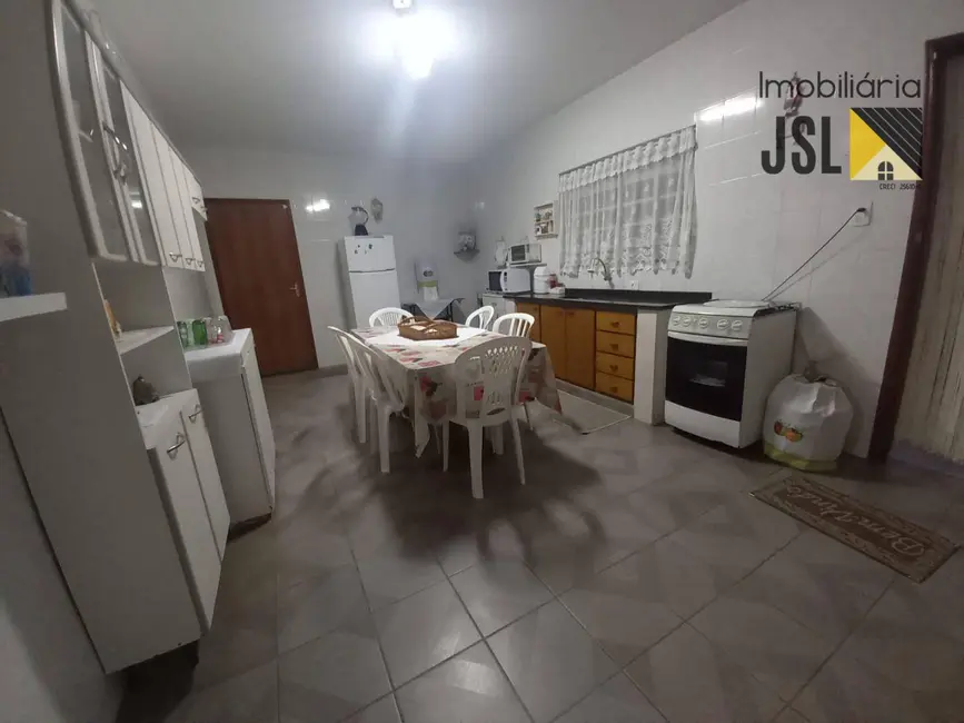 Chácara com 3 quartos à venda, 4432m2 em Piedade, Cacapava - SP - imagem 8 Foto 8 de Chácara com 3 quartos à venda, 4432m2 em Piedade, Cacapava - SP