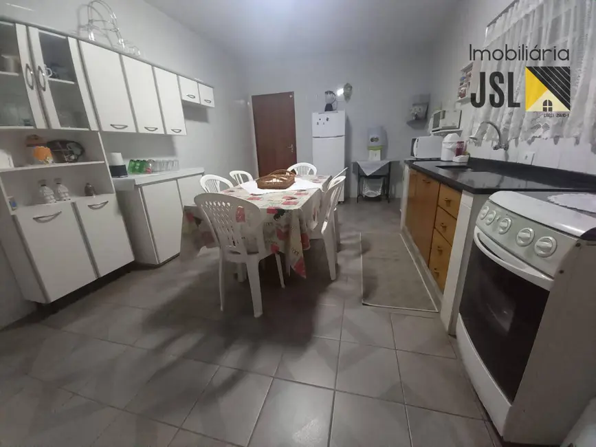 Chácara com 3 quartos à venda, 4432m2 em Piedade, Cacapava - SP - imagem 9 Foto 9 de Chácara com 3 quartos à venda, 4432m2 em Piedade, Cacapava - SP