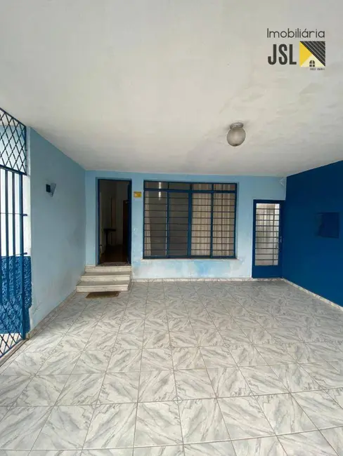 Foto 2 de Casa com 2 quartos à venda e para alugar, 250m2 em Vila Resende, Cacapava - SP