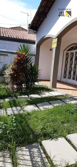 Foto 1 de Casa com 3 quartos à venda, 250m2 em Nova Lorena, Lorena - SP