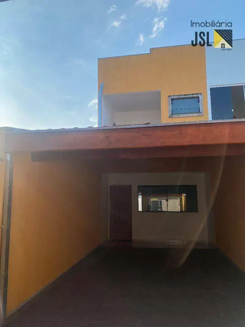 Foto 1 de Sobrado com 2 quartos à venda, 126m2 em Residencial Esperança, Cacapava - SP