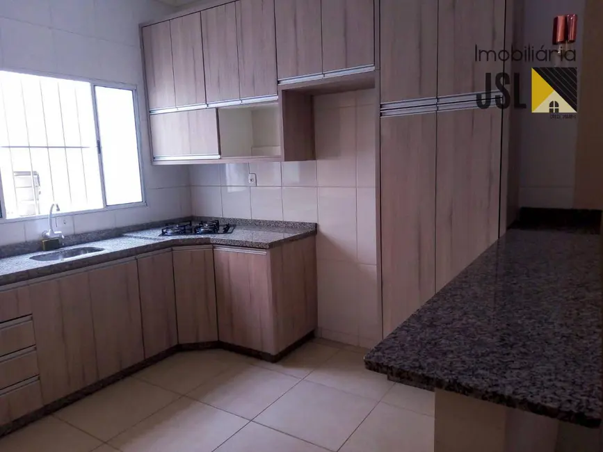 Foto 6 de Casa com 2 quartos à venda, 87m2 em Jardim Panorama, Cacapava - SP