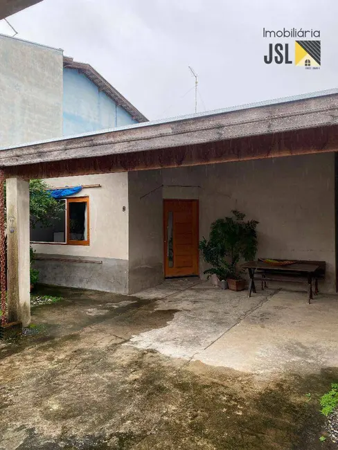 Foto 1 de Casa com 3 quartos à venda, 250m2 em Village das Flores, Cacapava - SP
