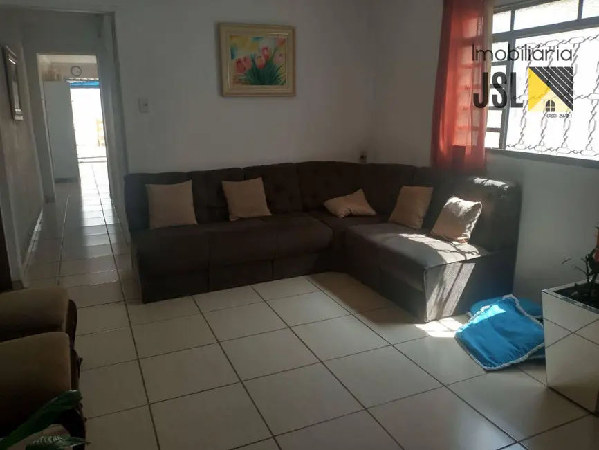 Foto 3 de Casa com 3 quartos à venda, 250m2 em Parque Residencial Nova Caçapava, Cacapava - SP