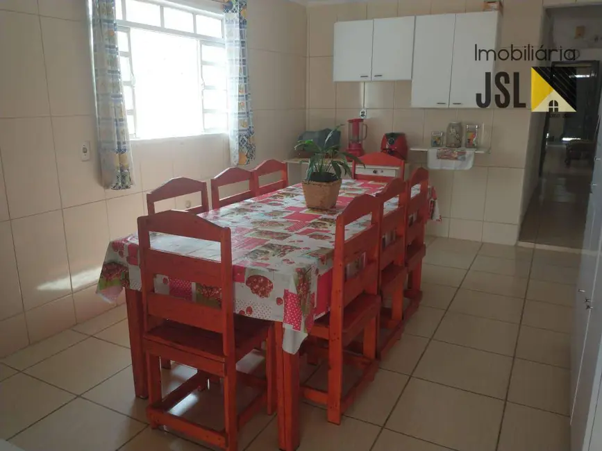 Foto 5 de Casa com 3 quartos à venda, 250m2 em Parque Residencial Nova Caçapava, Cacapava - SP