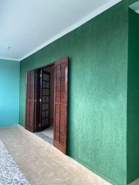 Foto 3 de Sobrado com 3 quartos à venda, 140m2 em Borda da Mata, Cacapava - SP