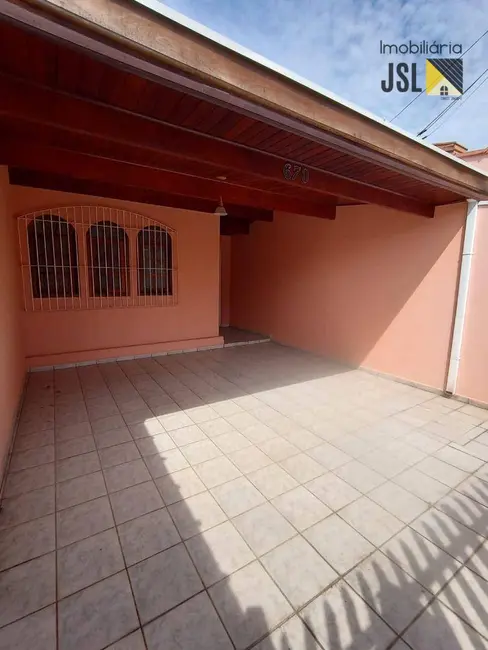 Foto 1 de Sobrado com 3 quartos à venda, 150m2 em Vila Santos, Cacapava - SP