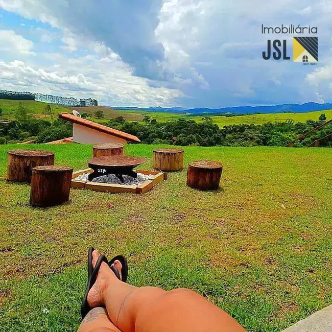 Chácara com 2 quartos à venda, 2500m2 em Chácara Recanto Itamarati II, Cacapava - SP - imagem 8 Foto 8 de Chácara com 2 quartos à venda, 2500m2 em Chácara Recanto Itamarati II, Cacapava - SP