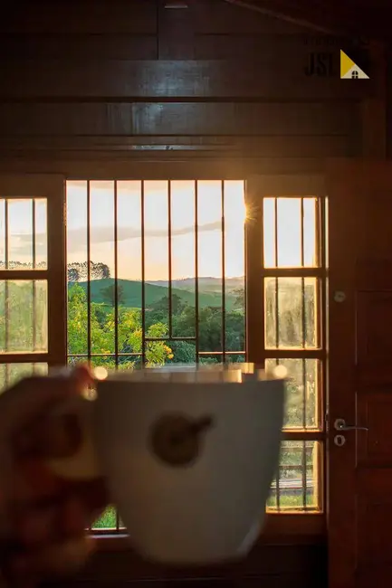 Chácara com 2 quartos à venda, 2500m2 em Chácara Recanto Itamarati II, Cacapava - SP - imagem 7 Foto 7 de Chácara com 2 quartos à venda, 2500m2 em Chácara Recanto Itamarati II, Cacapava - SP