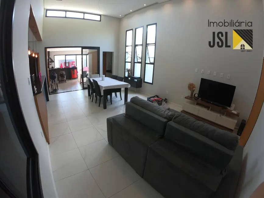 Foto 1 de Casa de Condomínio com 3 quartos à venda e para alugar, 350m2 em Cacapava - SP