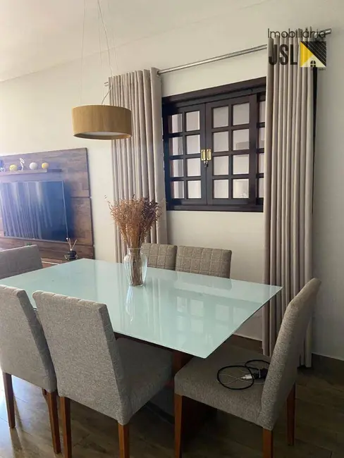 Casa com 4 quartos à venda, 125m2 em Jardim Maria Cândida, Cacapava - SP - imagem 7 Foto 7 de Casa com 4 quartos à venda, 125m2 em Jardim Maria Cândida, Cacapava - SP