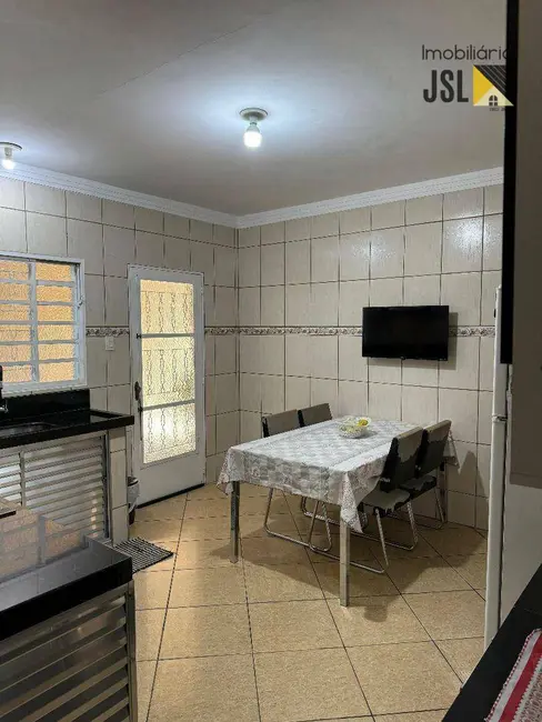 Foto 4 de Casa com 2 quartos à venda, 382m2 em Cacapava - SP