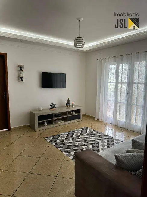 Foto 1 de Casa com 2 quartos à venda, 382m2 em Cacapava - SP