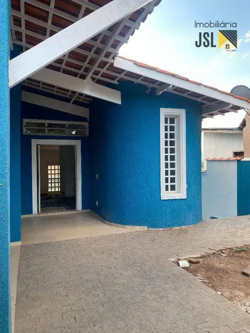 Foto 3 de Sobrado com 4 quartos à venda e para alugar, 330m2 em Vila Independência, Cacapava - SP