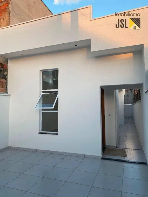 Foto 1 de Casa com 2 quartos à venda, 125m2 em Residencial Esperança, Cacapava - SP