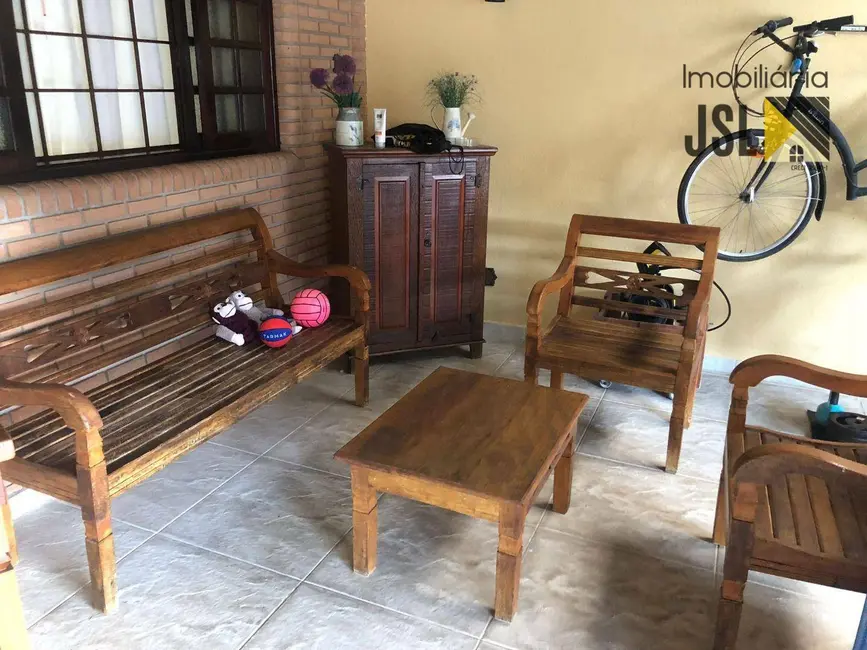 Foto 3 de Sobrado com 3 quartos à venda, 352m2 em Vila Antônio Augusto Luiz, Cacapava - SP