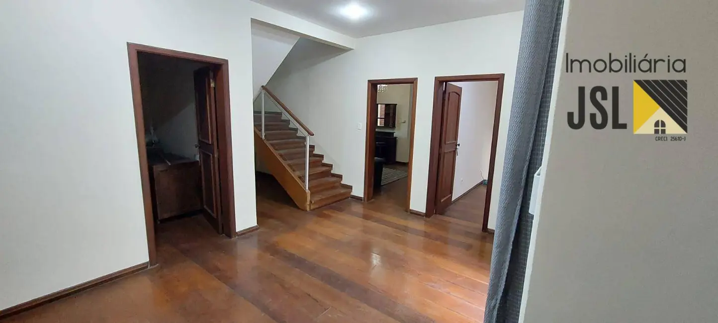 Foto 7 de Sobrado com 6 quartos à venda, 390m2 em Vila Resende, Cacapava - SP
