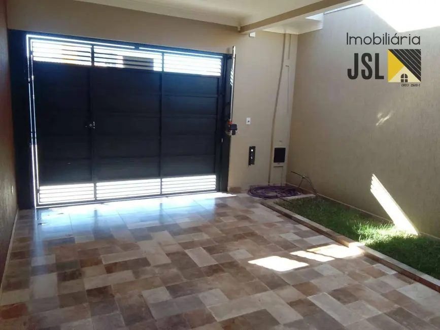 Foto 2 de Casa com 3 quartos à venda, 152m2 em Vila Santos, Cacapava - SP