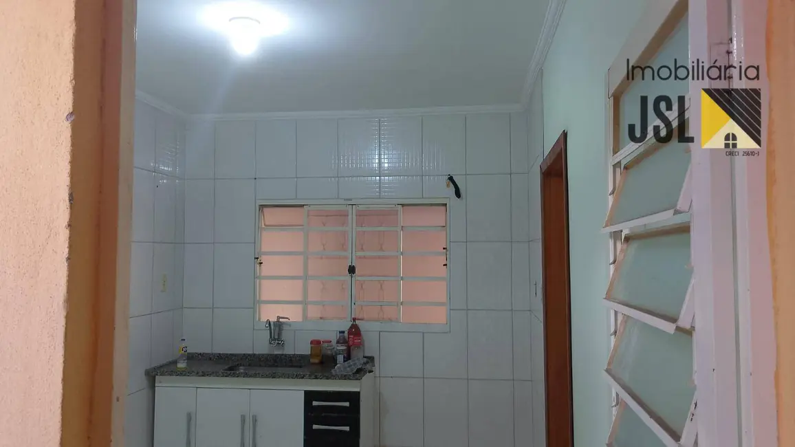 Foto 4 de Casa com 2 quartos à venda, 132m2 em Jardim Panorama, Cacapava - SP