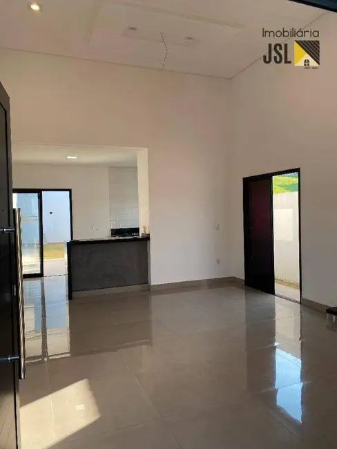 Foto 3 de Casa de Condomínio com 4 quartos à venda e para alugar, 300m2 em Cacapava - SP