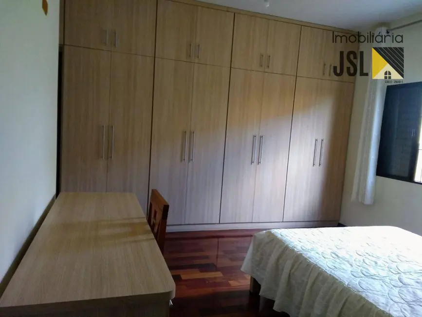 Foto 6 de Sobrado com 3 quartos à venda, 264m2 em Vera Cruz, Cacapava - SP