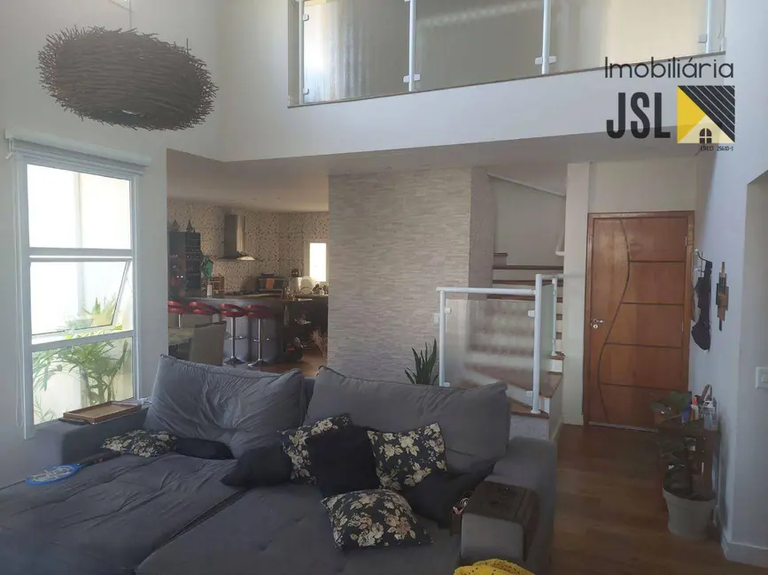 Foto 3 de Sobrado com 3 quartos à venda, 326m2 em Cacapava - SP