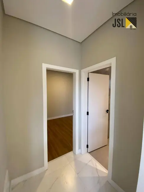 Foto 5 de Casa de Condomínio com 3 quartos à venda, 300m2 em Cacapava - SP