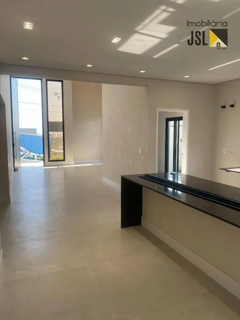 Foto 6 de Casa de Condomínio com 3 quartos à venda, 360m2 em Parque Residencial Maria Elmira, Cacapava - SP