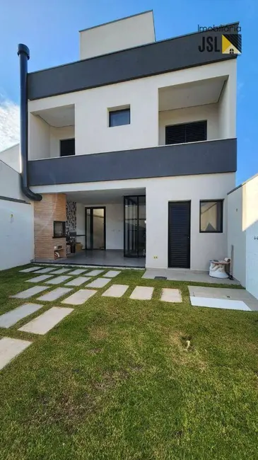 Foto 1 de Sobrado com 3 quartos à venda, 175m2 em Sao Jose Dos Campos - SP