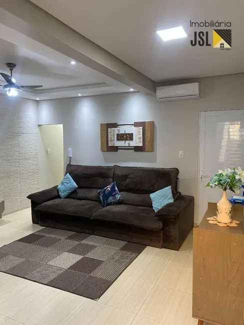 Foto 1 de Casa com 2 quartos à venda, 150m2 em Jardim Rafael, Cacapava - SP