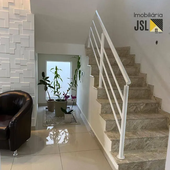 Sobrado com 5 quartos à venda, 350m2 em Portal das Colinas, Guaratingueta - SP - imagem 6 Foto 6 de Sobrado com 5 quartos à venda, 350m2 em Portal das Colinas, Guaratingueta - SP