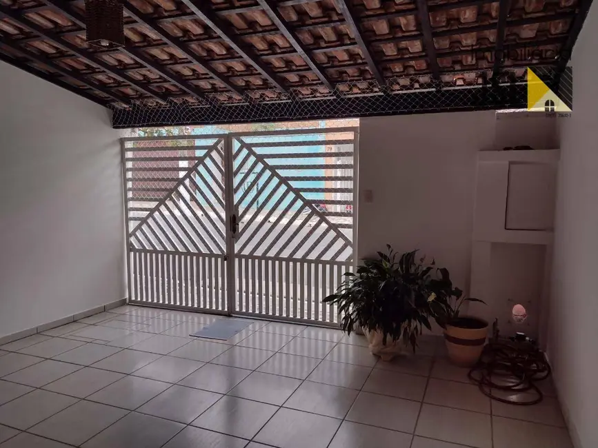 Foto 2 de Casa com 2 quartos à venda, 150m2 em Vila São João, Cacapava - SP