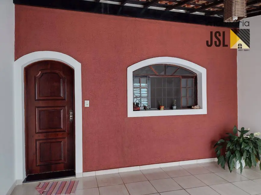 Foto 1 de Casa com 2 quartos à venda, 150m2 em Vila São João, Cacapava - SP
