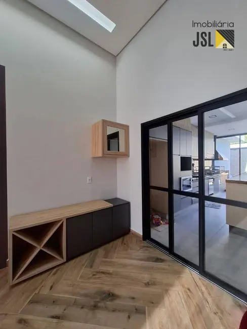 Foto 4 de Casa de Condomínio com 2 quartos à venda, 250m2 em Parque Residencial Maria Elmira, Cacapava - SP