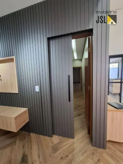 Foto 6 de Casa de Condomínio com 2 quartos à venda, 250m2 em Parque Residencial Maria Elmira, Cacapava - SP