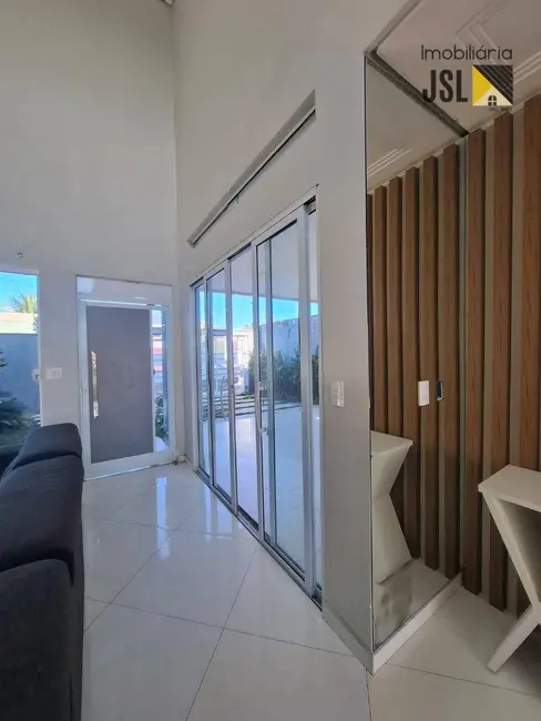 Sobrado com 3 quartos à venda, 300m2 em Village das Flores, Cacapava - SP - imagem 6 Foto 6 de Sobrado com 3 quartos à venda, 300m2 em Village das Flores, Cacapava - SP