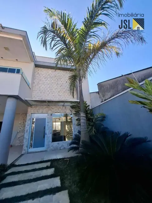 Sobrado com 3 quartos à venda, 300m2 em Village das Flores, Cacapava - SP - imagem 4 Foto 4 de Sobrado com 3 quartos à venda, 300m2 em Village das Flores, Cacapava - SP