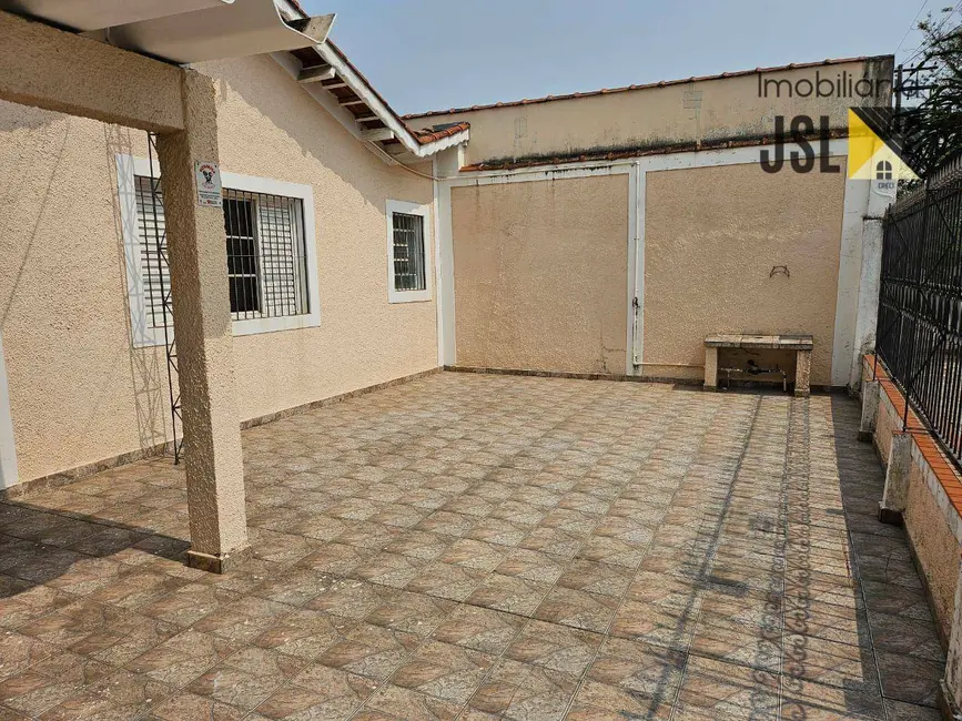 Foto 2 de Casa com 3 quartos à venda, 290m2 em Vila Santos, Cacapava - SP