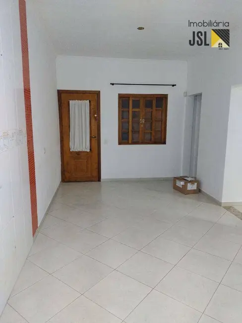 Sobrado com 4 quartos à venda, 162m2 em Borda da Mata, Cacapava - SP - imagem 5 Foto 5 de Sobrado com 4 quartos à venda, 162m2 em Borda da Mata, Cacapava - SP