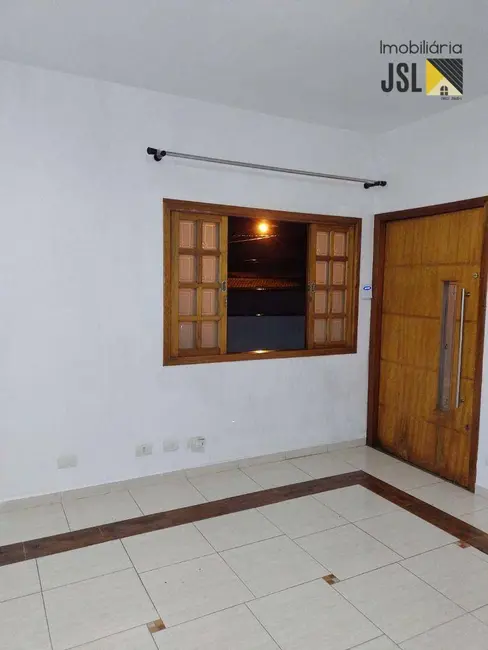 Sobrado com 4 quartos à venda, 162m2 em Borda da Mata, Cacapava - SP - imagem 6 Foto 6 de Sobrado com 4 quartos à venda, 162m2 em Borda da Mata, Cacapava - SP