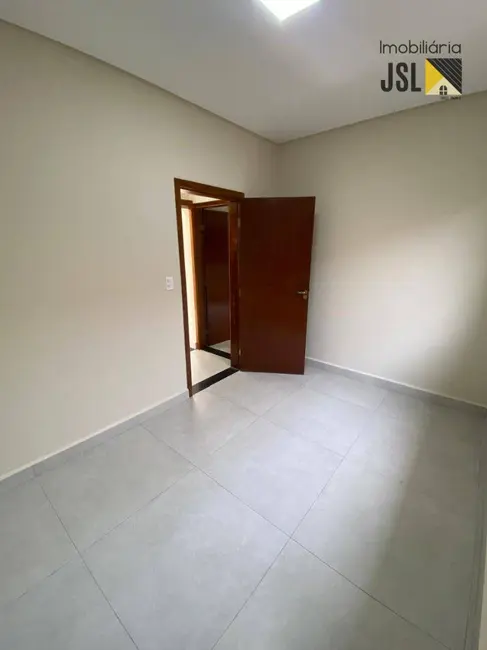 Foto 9 de Casa de Condomínio com 3 quartos à venda, 250m2 em Parque Residencial Maria Elmira, Cacapava - SP