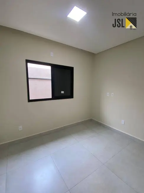Foto 8 de Casa de Condomínio com 3 quartos à venda, 250m2 em Parque Residencial Maria Elmira, Cacapava - SP